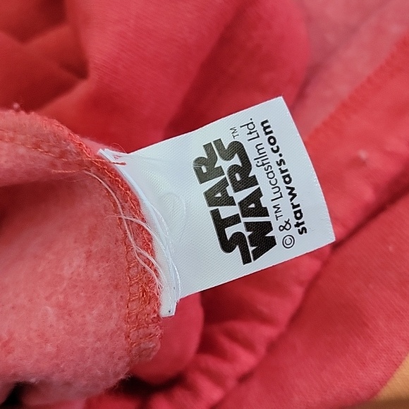Star Wars Grogu and The Mandalorian Pull over Hoodie - Picture 8 of 10